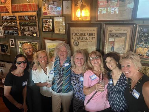 Dee Robinett, Bev Hanson, Kim Sahs, Cathy Frederick, Mary Beth Reeb, Brenda Lile, Nan Hull, Julie Hemmingsen